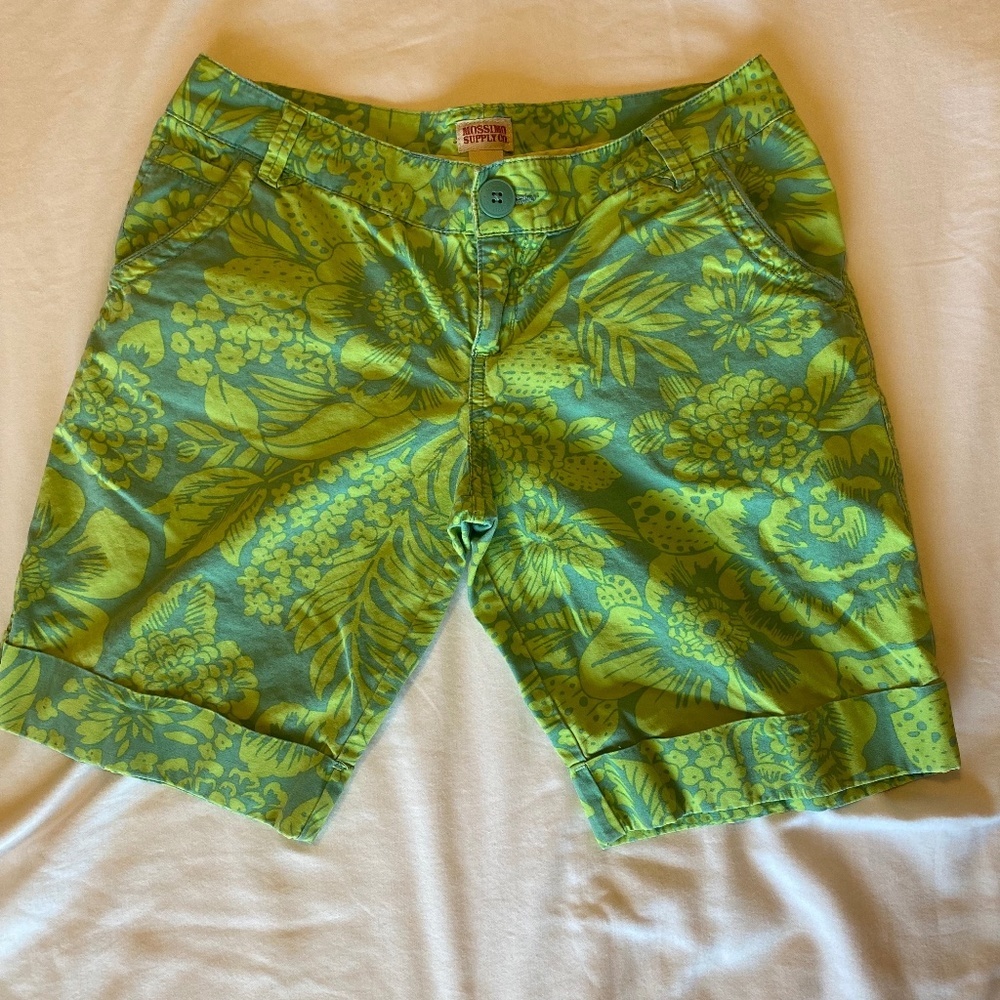 Mossimo‎ Supply Co. bermuda shorts womens floral print